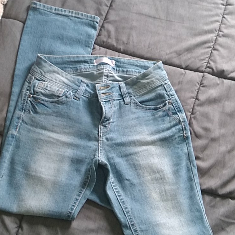 Womens jeans